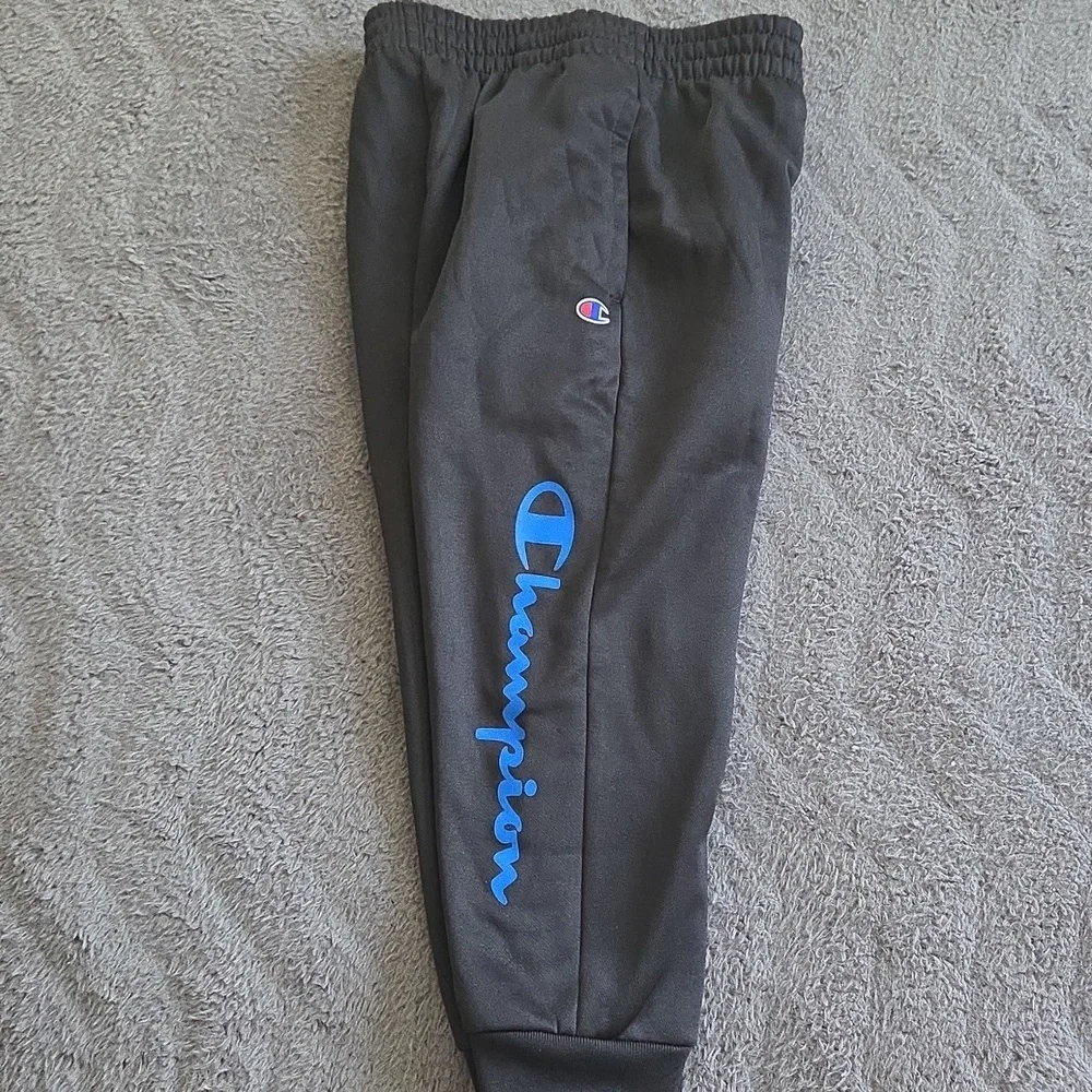 NWOT 2 PC Champion Boys Kids Hoodie Top & Black Joggers with Blue Logo Size 4/5